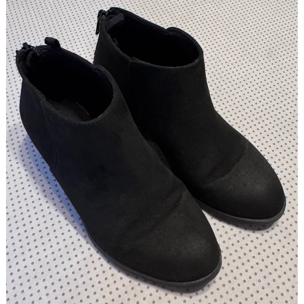 Old Navy Kids Black Faux Suede Ankle Boots Back Zip Block Heel Size 2